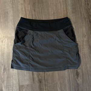 The North Face women’s skirt size medium